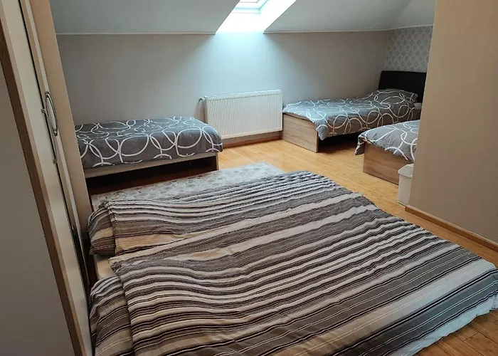 شقة Ilidza Family Unit